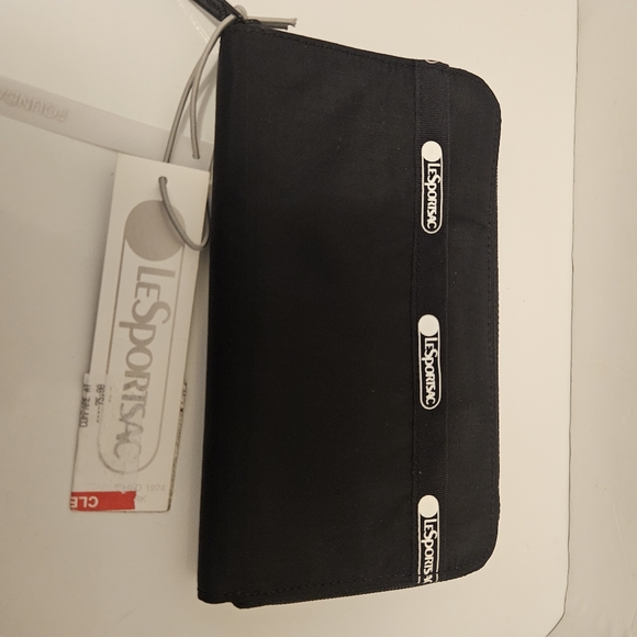 Lesportsac Bags Lesportsac Wallet Nwt Poshmark